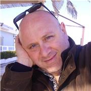 Docente pianoforte, tastiera, fisarmonica, teoria, esperto, offre lezioni online